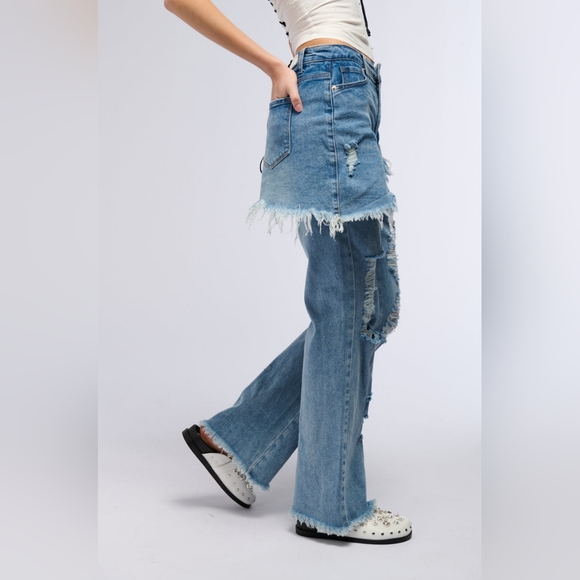 Callie Lives Stasia YMe AKIRA Distressed Skirt Straight Leg Denim Jeans 3 - Picture 6 of 8